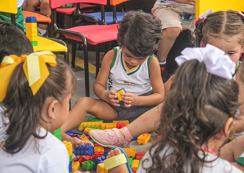 Mais de 2 mil inscrições são realizadas nas primeiras horas para as creches de Manaus