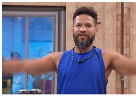 Vídeo: Juninho fala sobre romance com Leidy no BBB: 'Prefiro lá fora'