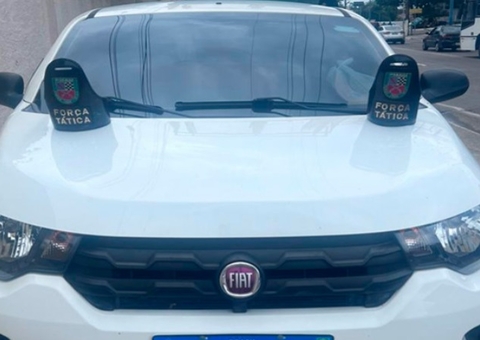 Polícia recupera carro usado em assaltos no Centro