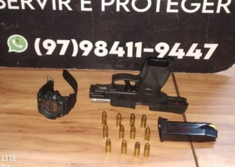 Homem é preso ao andar armado em escola de Tabatinga