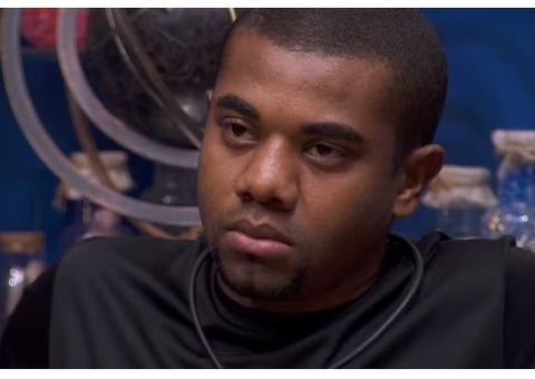 Líder Lucas indica Davi ao paredão