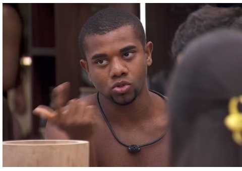 Davi 'negocia' goiabada em troca de pão