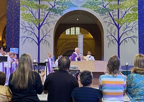 Arcebispo incentiva combate à dengue como penitência durante Quaresma