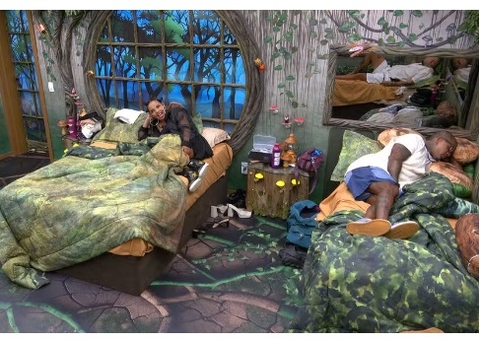 Rodriguinho reclama de festa e Pitel rebate: 'ranzinza'