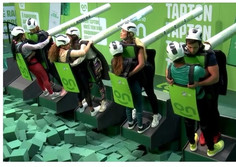 Prova de resistência do BBB completa uma hora; veja quem está na disputa