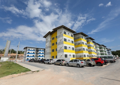 Amazonas Meu Lar: servidores da saúde que atuaram durante pandemia da Covid-19 são contemplados