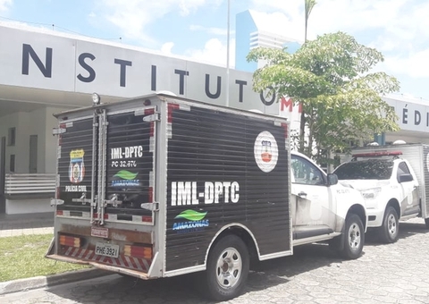 Corpo é encontrado com marcas de tiros no Centro de Manaus