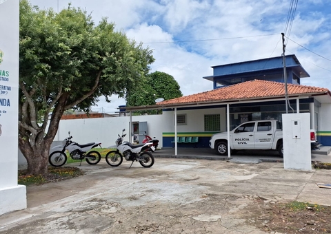 Mulher é presa ao levar maconha dentro de garrafa de café para presídio em Nhamundá