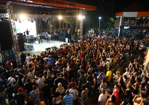 Canto da Mata e Inayara fazem a festa neste domingo na Casa de Praia na Ponta Negra