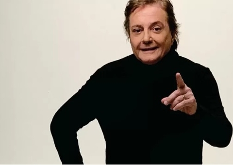 Fã faz PIX de R$ 2,5 mil para criminoso que fingia ser Fábio Jr