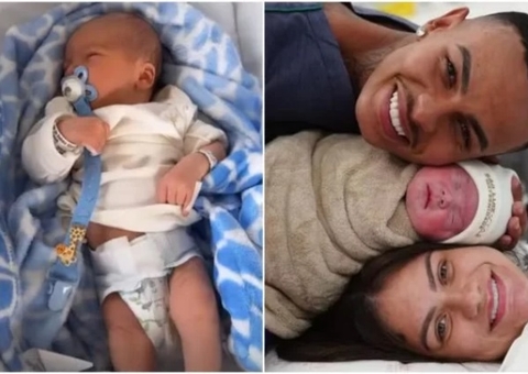 Filho de influencers passa por cirurgia após nascer com 6 dedos nas mãos