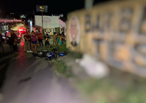 Motociclista morre após bater em carro ao tentar ultrapassar na contramão na Cidade Nova