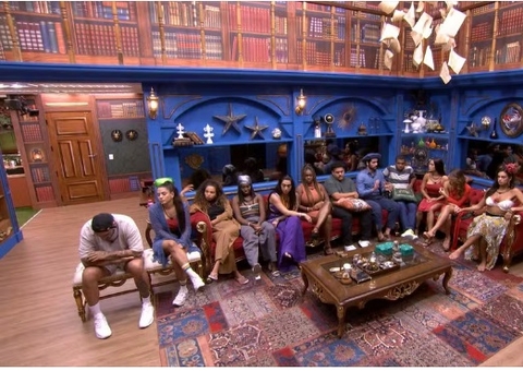 Giovanna, Matteus e as emparedadas, Alane, Beatriz e Raquele participam do Sincerão