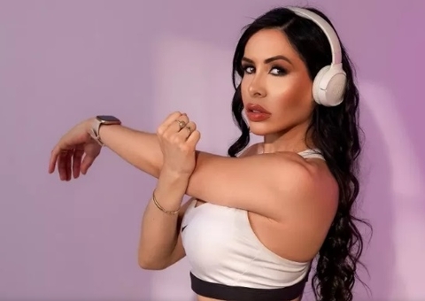 Influencer tem orgasmo ao fazer abdominais na academia: 'profundamente satisfatório'