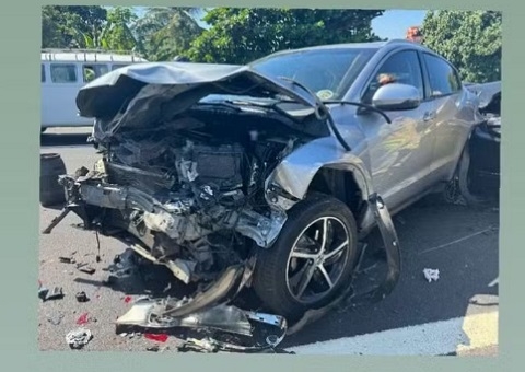 Cininha de Paula fala sobre acidente de carro: 'Traumatizada'