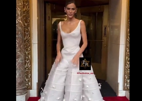 Bruna Marquezine estreia no MET Gala com R$ 4,6 mi em joias