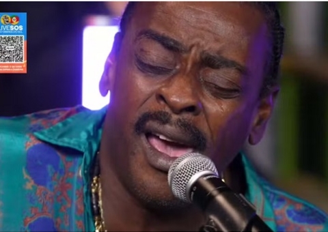 Seu Jorge chora em live pelas vítimas da tragédia no RS