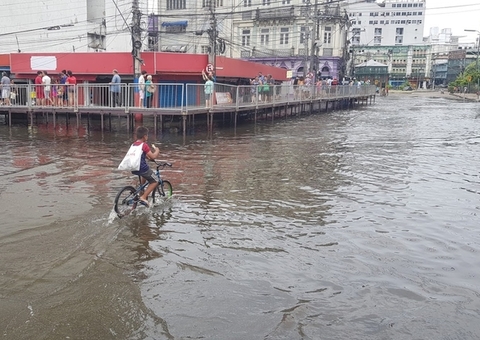 Cheia nos rios do Amazonas deve atingir cota de inundação, diz CPRM