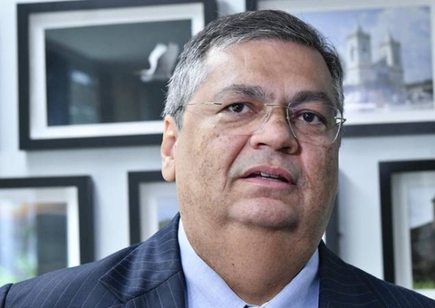 Dino suspende repasses de emendas a 13 ONGs por falta de transparência