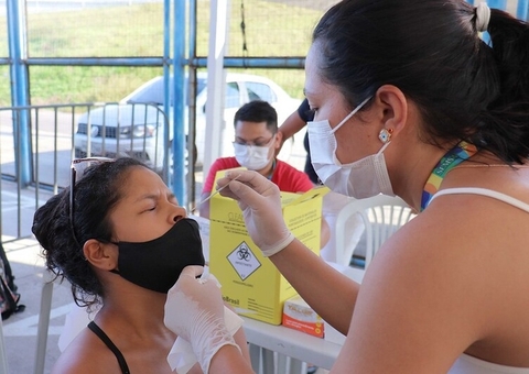 Amazonas registra 33 novos casos de Covid e 2 mortes pela doença em 24h