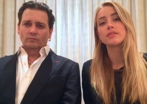 Cocô na cama após briga foi um dos motivos para término com Amber, diz Johnny Depp