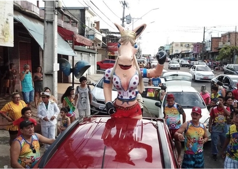 Bhanda da Bhaixa da Hégua anima foliões em fevereiro em Manaus