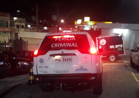 Homem morre após levar facada no peito em restaurante de Manaus