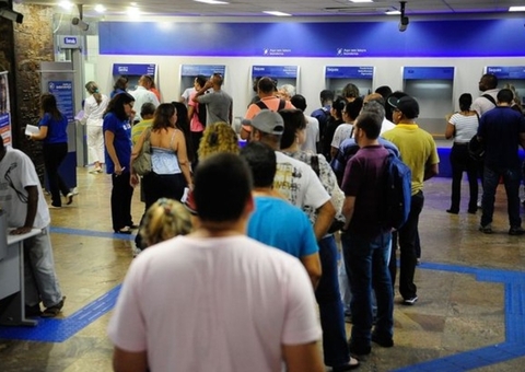 Confira funcionamento dos bancos nos feriados de Sexta-Feira Santa e Tiradentes