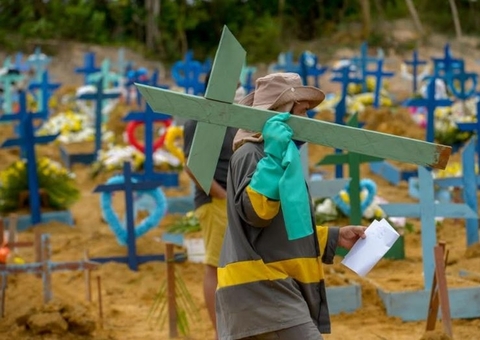 Manaus enterra 94 pessoas nesta quarta-feira; 49 vítimas do Coronavírus