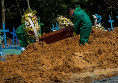 Manaus fez nesta sexta 129 sepultamentos; 79 de vítimas da Covid-19