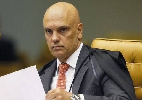 Moraes prorroga inquérito sobre interferência de Bolsonaro na PF