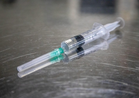 Manaus vacina a partir de segunda pessoas de 55 a 59 anos com comorbidades