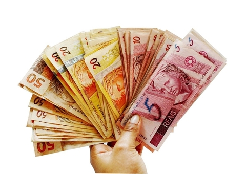 Inscrição no Auxílio Manauara encerra hoje; saiba como se cadastrar