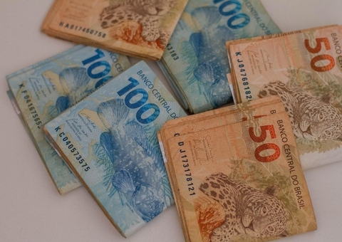 Novo salário mínimo de R$ 1.621 entra em vigor nesta quinta-feira
