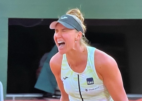 Bia Haddad vence ponto incrível e se aproxima de melhor ranking da carreira