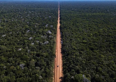 Evento reúne indígenas e ribeirinhos que serão afetados pela construção da BR-319