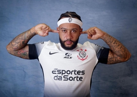 Fenerbahçe quer tirar Memphis do Corinthians, diz jornalista