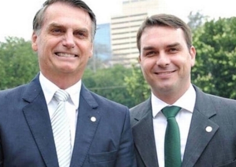 Flávio Bolsonaro diz que candidatura à Presidência em 2026 é "irreversível"