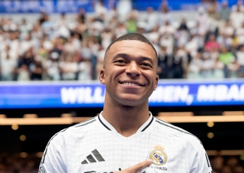 Mbappé estreia como titular do Real Madrid na Supercopa da Uefa