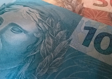 Empréstimo consignado do Auxílio Brasil é retomado nesta segunda