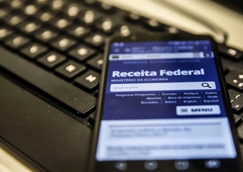 Salários de até R$ 2.640 vão ficar isentos de pagar imposto de renda