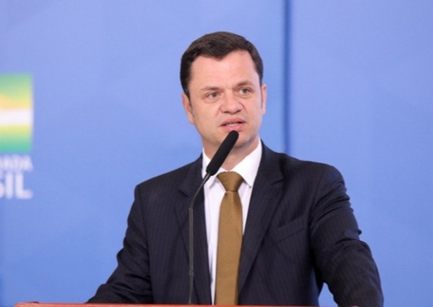 Cinco senadores encontram Torres na prisão; nova visita é prevista amanhã