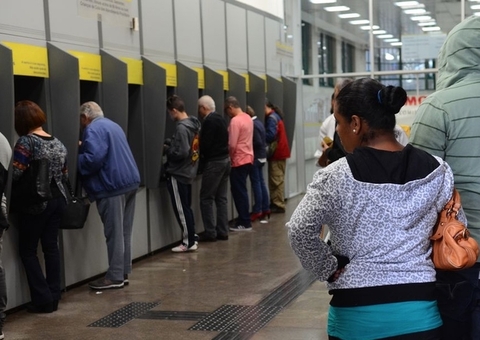 Confira funcionamento dos bancos no feriado de Proclamação da República