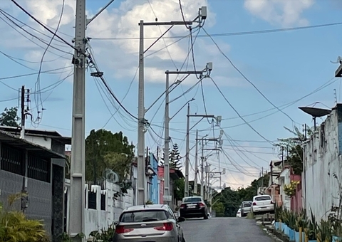 Prefeito sanciona nesta sexta lei que proíbe instalação de medidores aéreos em Manaus