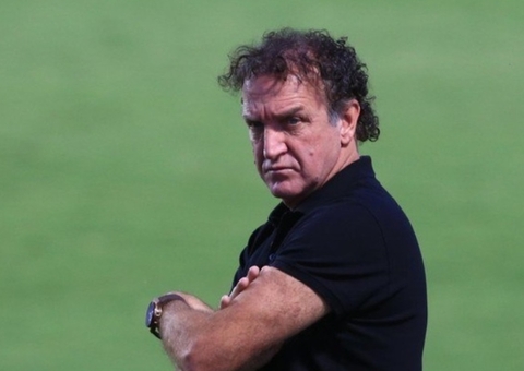 Cuca diz que não vai tolerar 'afrontas e ofensas' ao seu caráter