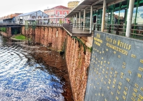 Rio Negro volta a subir e ultrapassa marca de 13 metros após repiquete