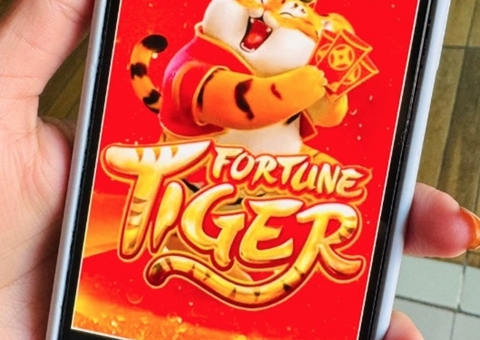 Funcionária de farmácia é presa após desviar R$ 20 mil para jogar tigrinho