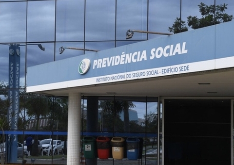 INSS volta a descontar dias parados de servidores em greve