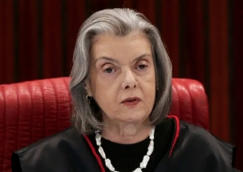 Cármen Lúcia diz que medidas sobre redes exigem atenção por impacto no voto