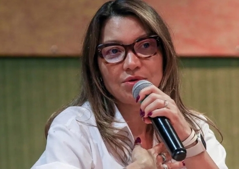 Governo tem 20 dias para detalhar despesas de Janja em viagens